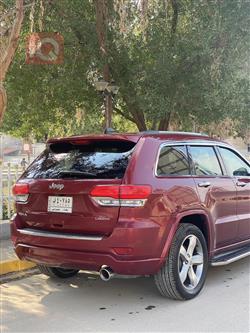 جیپ گراند شیرۆکی